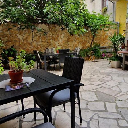 Guesthouse Ivan Skradin Buitenkant foto